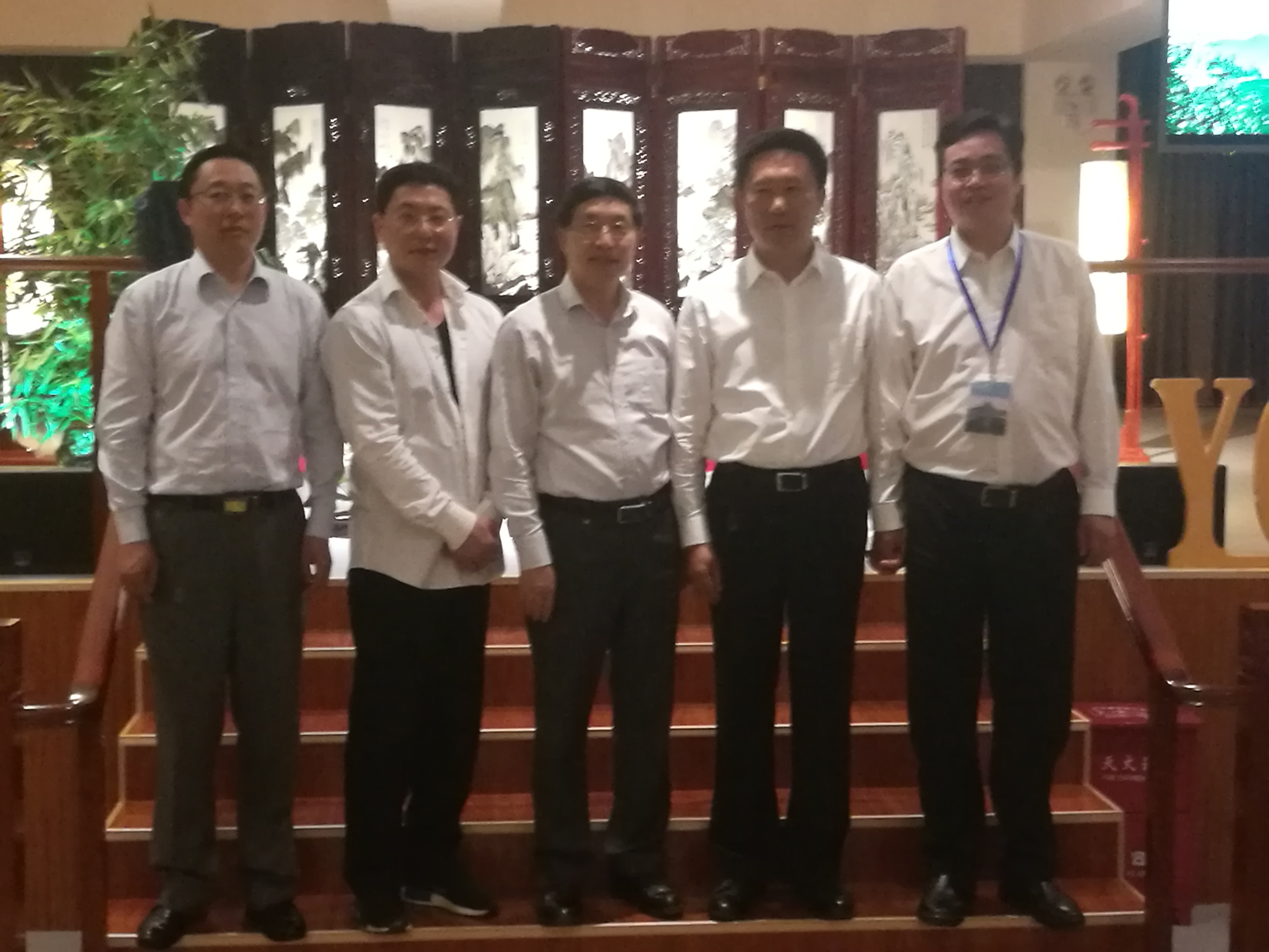 ׷̴ٿ ӮVWINʩӮƶս